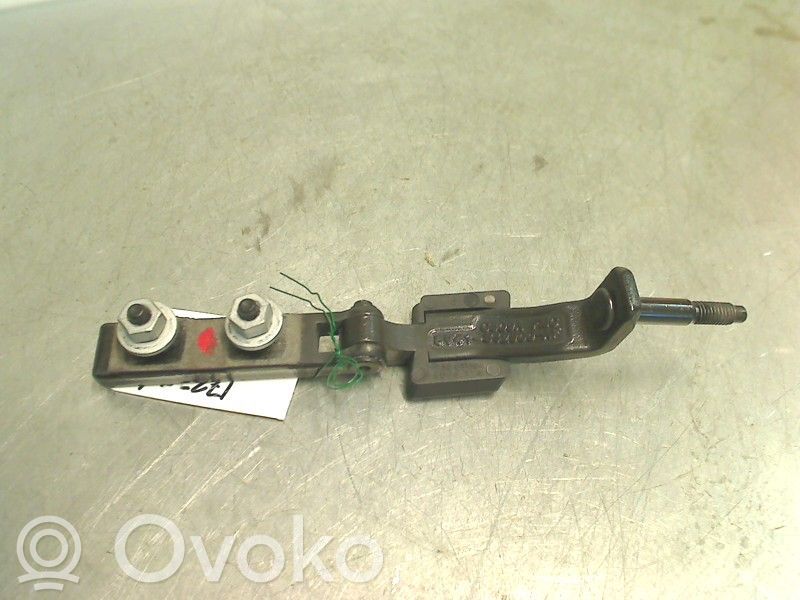 Ford Kuga I Tailgate/trunk/boot hinge 