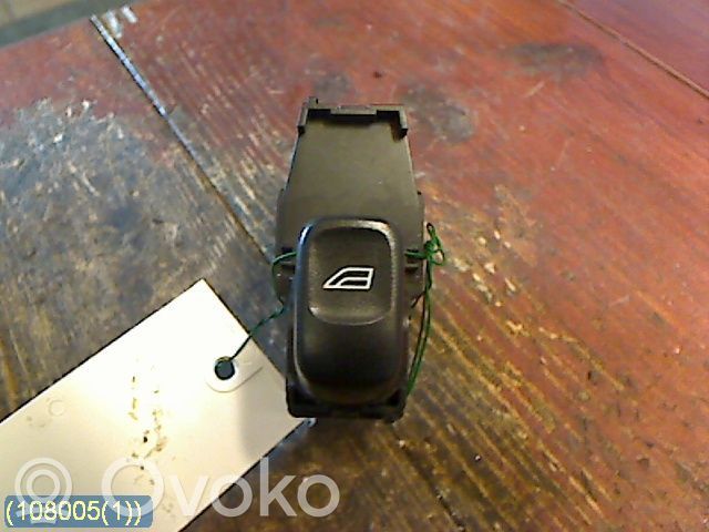 Electric window control switch   30658696,03120700LK