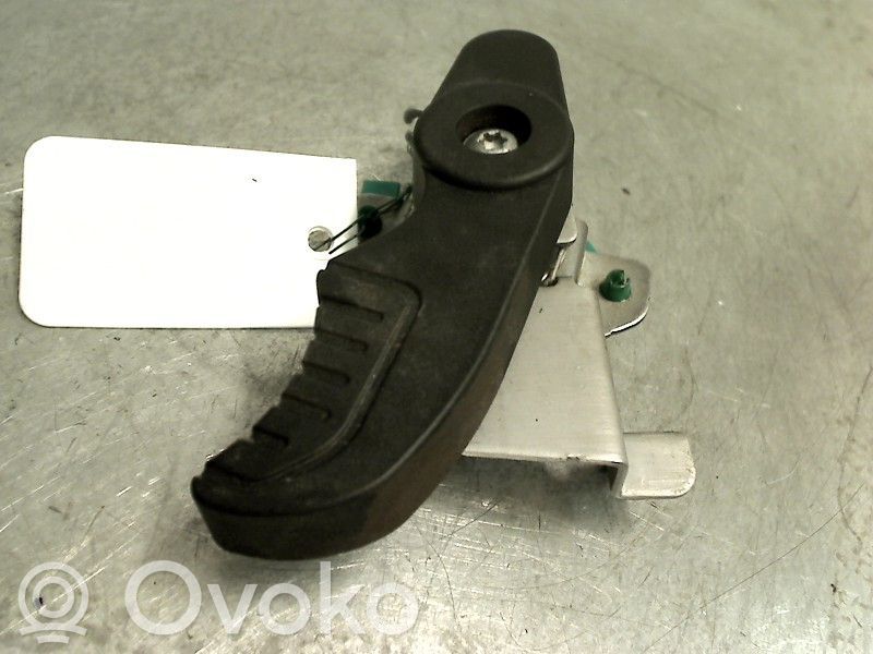 Manecilla interna puerta delantera   BK21V431B15AC,1865161