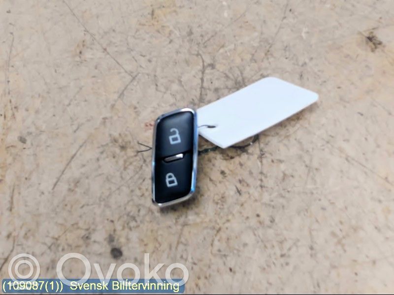 Ford Kuga II Central locking switch button 