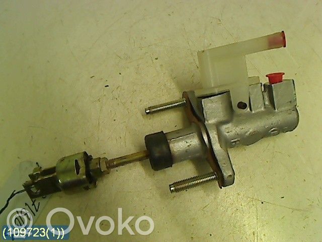 Toyota Corolla E120 E130 Kytkimen pääsylinteri 