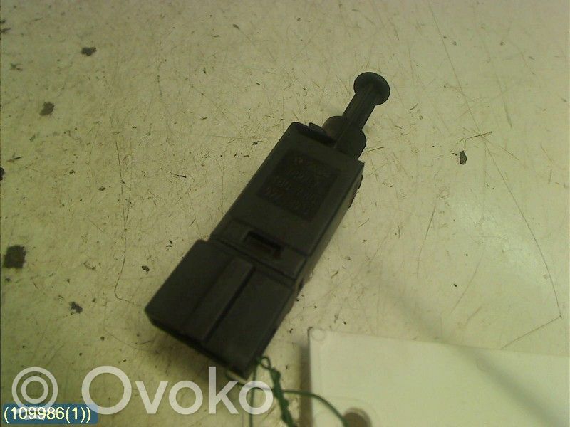 Volkswagen New Beetle Comutator cruise control 
