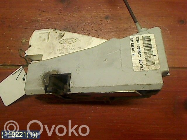Front door lock   7M1837012N