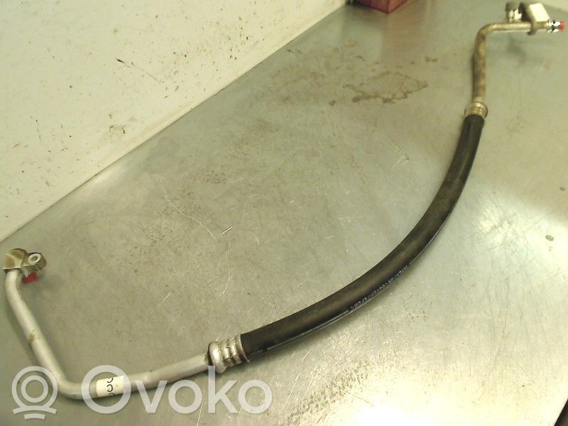 Subaru Outback Ilmastointilaitteen putki (A/C) 