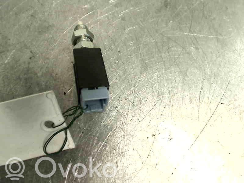Subaru Outback Sensor del pedal de embrague 