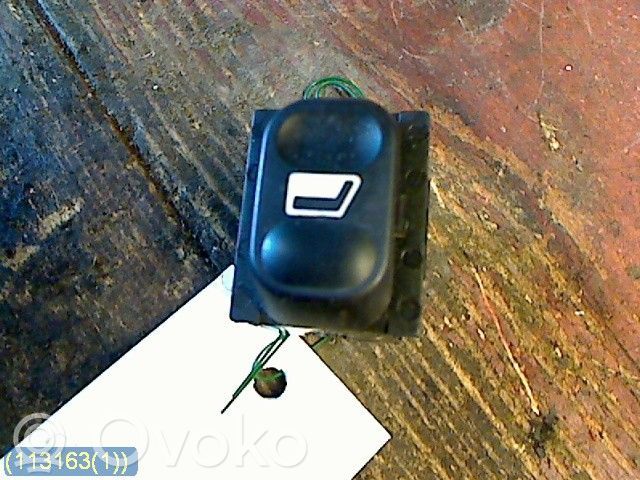 Citroen Berlingo Electric window control switch 