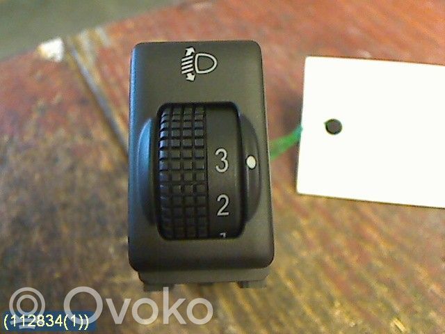 Nissan Note (E11) Panel lighting control switch 