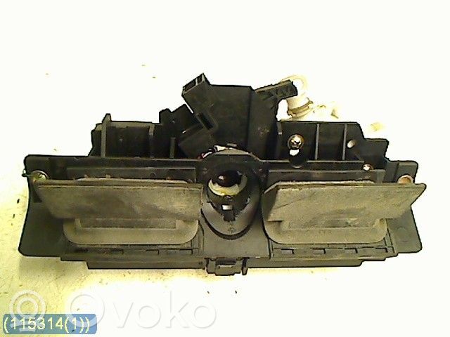 Audi A6 S6 C5 4B Tailgate/trunk/boot exterior handle 