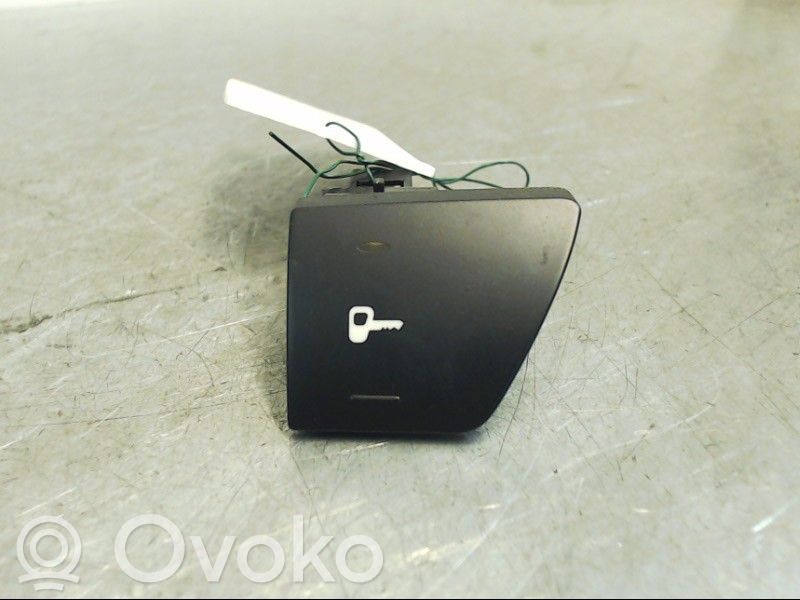 Peugeot 307 Central locking switch button 