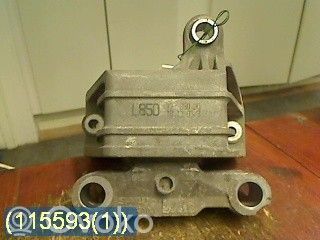 Engine mounting bracket   12785090