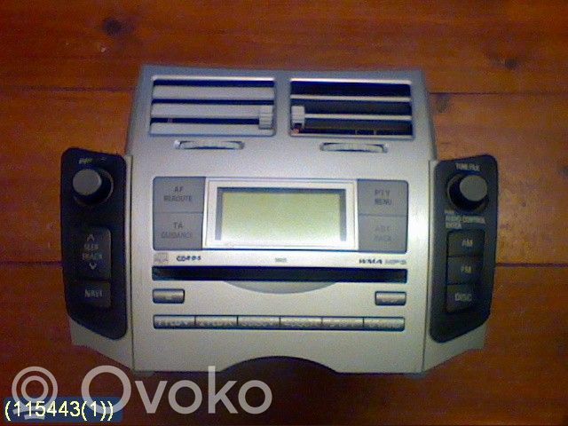 Toyota Yaris Panel / Radioodtwarzacz CD/DVD/GPS