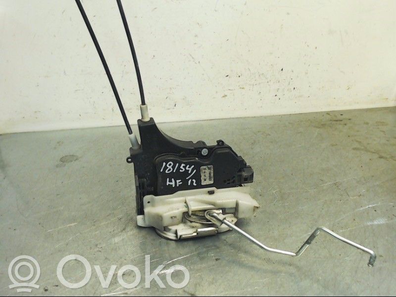 Mitsubishi L200 Etuoven lukko 