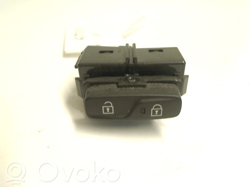 Central locking switch button   31318989,31318989