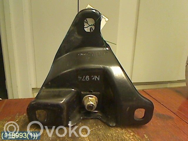 Engine mounting bracket   1S716037BA