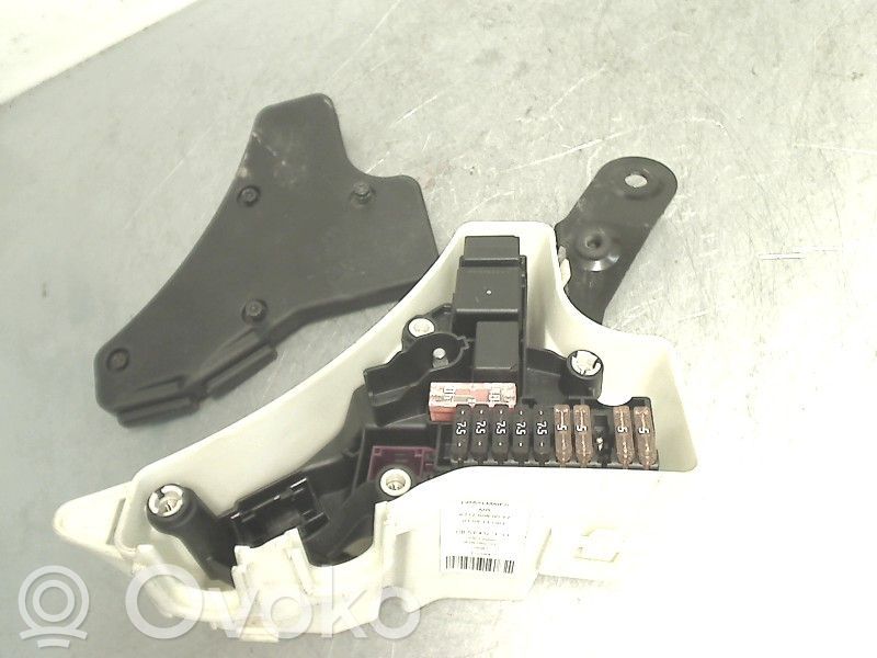 Mercedes-Benz E W212 Módulo de fusible 