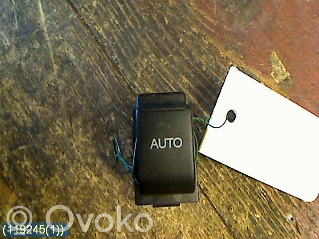 Toyota Corolla E120 E130 Przyciski szyb 