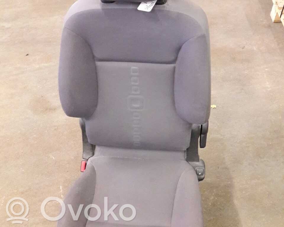 Citroen Berlingo Kuljettajan istuin 