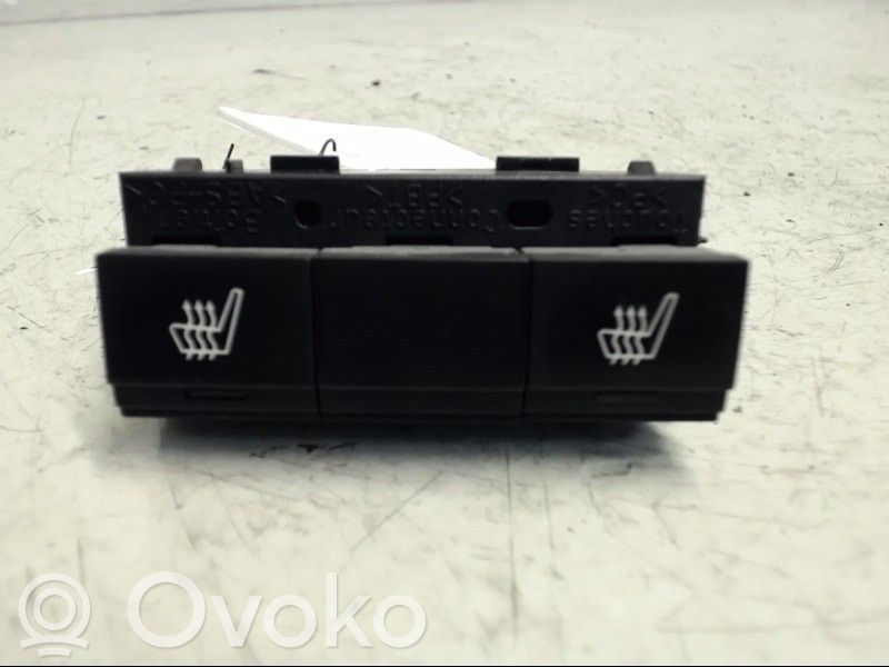 Peugeot Expert Seat heating switch 