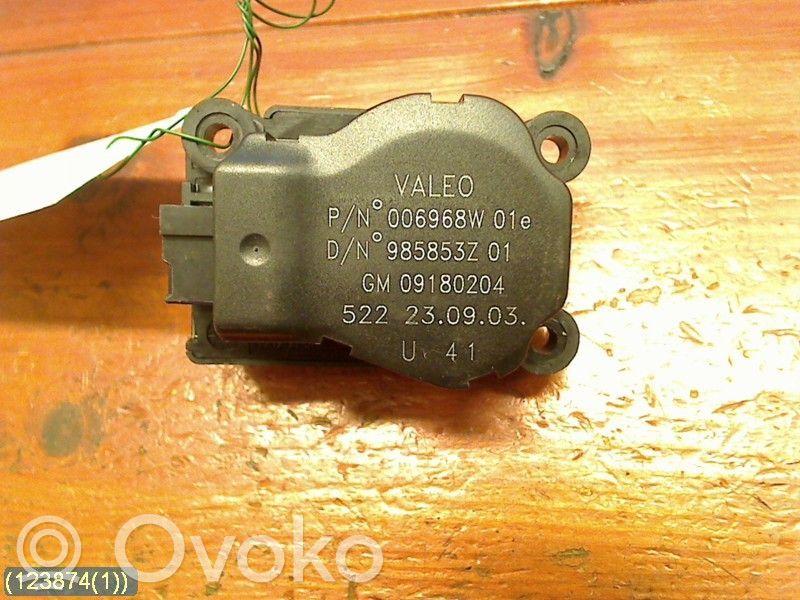 Silniczek nagrzewnicy nawiewu klimatyzacji A/C   09180204,985853Z01VALEO