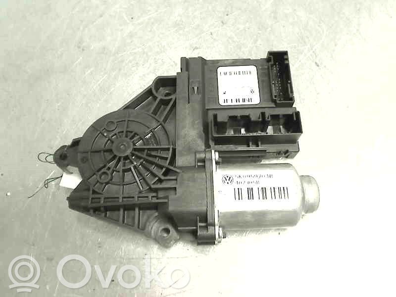 Volkswagen Golf VI Silnik regulatora szyby drzwi przednich 