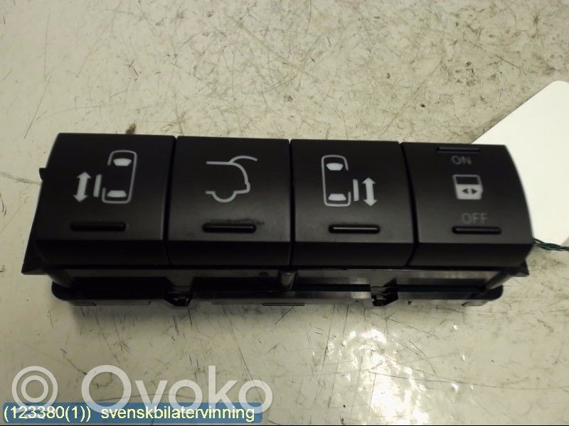 Tailgate/boot open switch button   4602637AA,03456901LK,04602579AB