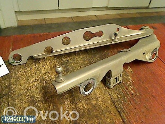 Volvo S60 Bisagras del capó/tapa del motor 