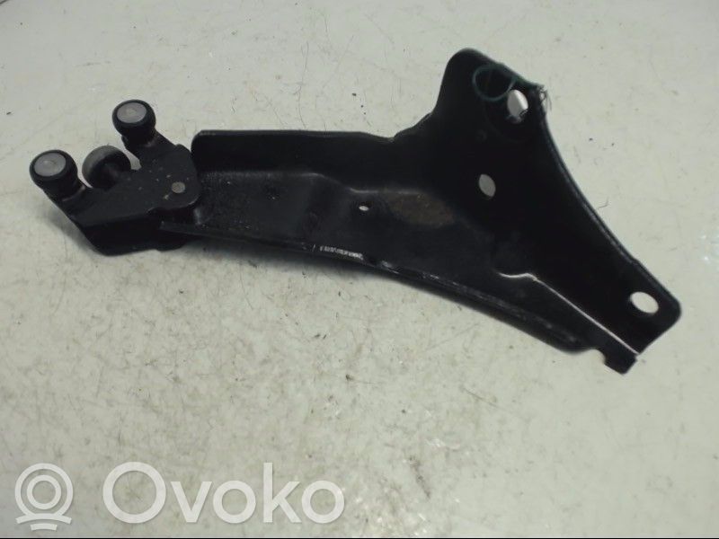 Citroen Berlingo Sliding door upper roller guide/hinge 