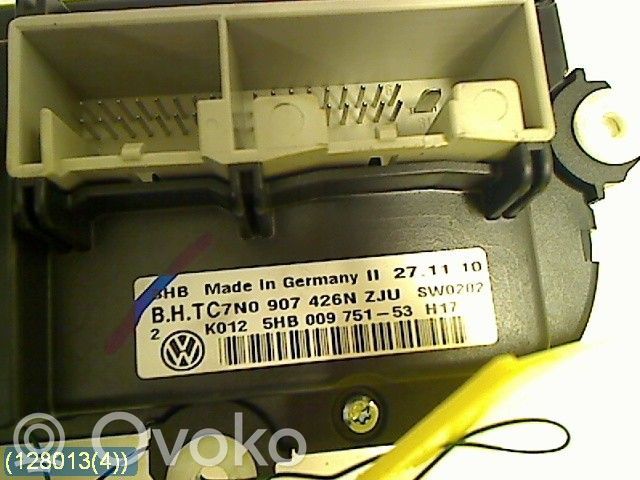Volkswagen Caddy Climate control unit 
