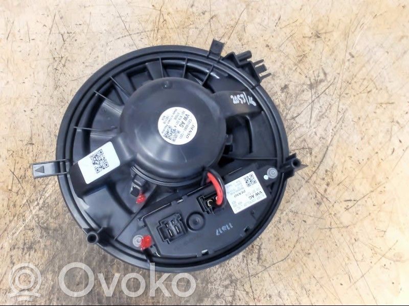 Volkswagen PASSAT B8 Ventilator aerotermă 