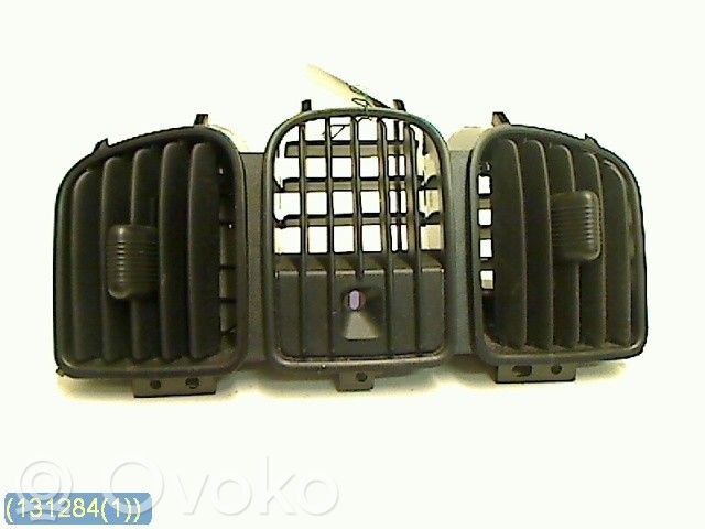Chrysler Voyager Dysze / Kratki środkowego nawiewu deski rozdzielczej 