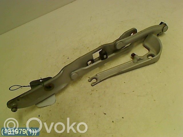 BMW 5 E39 Tailgate/trunk/boot hinge 