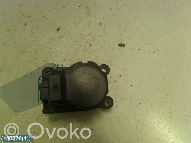 Saab 9-3 Ver2 Silniczek nagrzewnicy nawiewu klimatyzacji A/C 