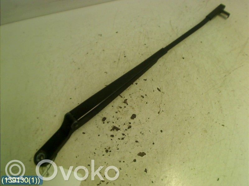 Citroen C5 Front wiper blade arm 