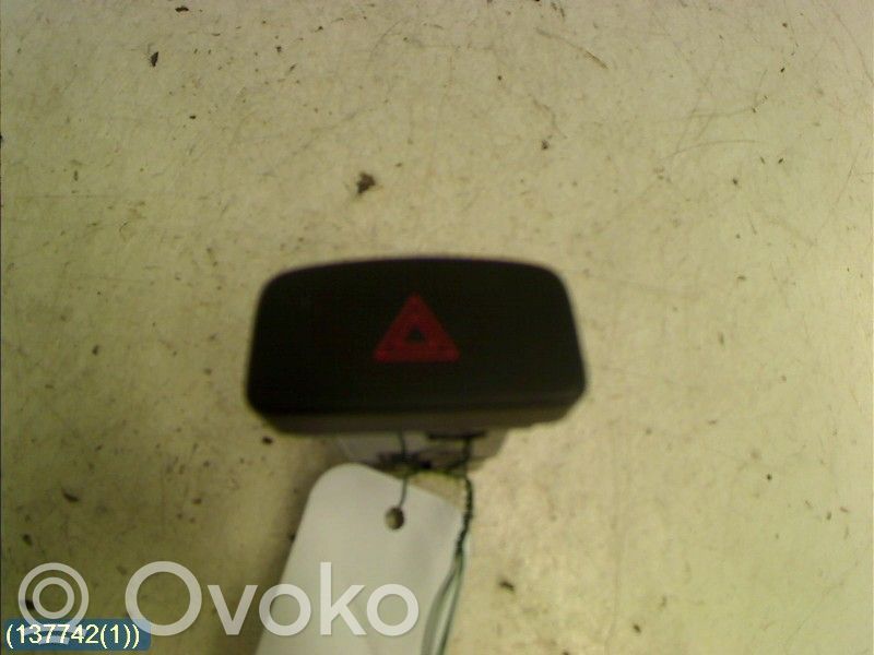 Hyundai Sonata Hazard light switch 