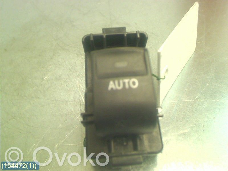 Toyota Prius (XW30) Interruttore di controllo dell’alzacristalli elettrico 