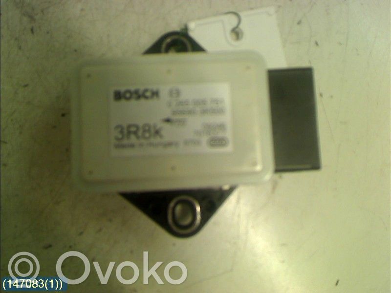 Capteur d'accélération   956903K500,0265005751BOSCH