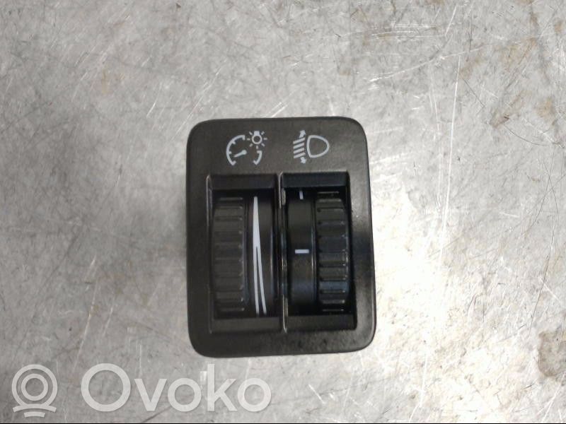 Volkswagen PASSAT B7 Comutator lumini bord 