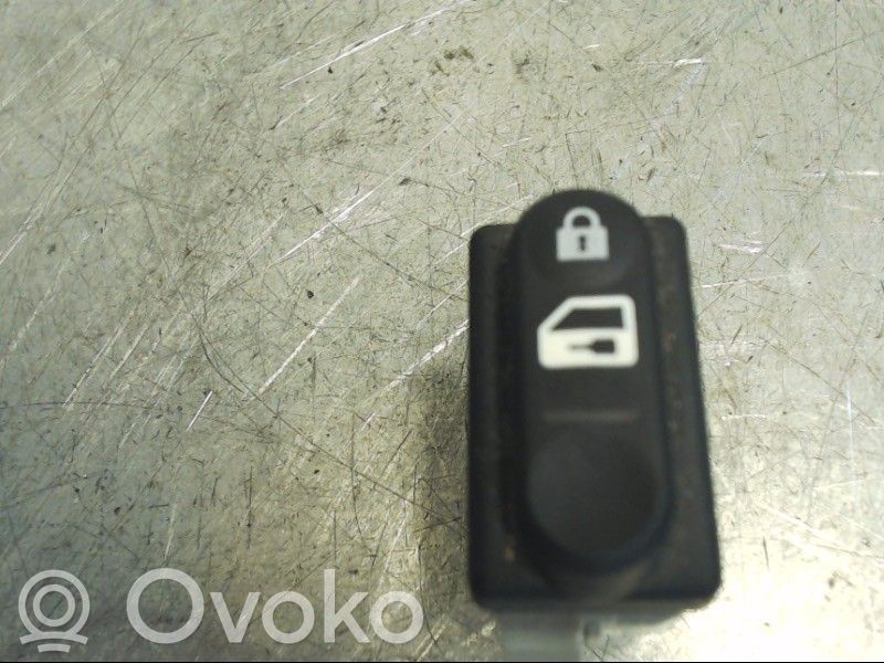 Central locking switch button   25210JD00A