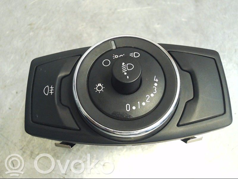 Interruptor de luz   2060565,10107102,BM5T13A024GE