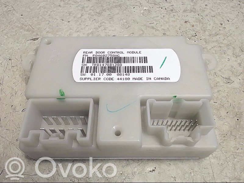 Chrysler Voyager Unité de commande module de porte 
