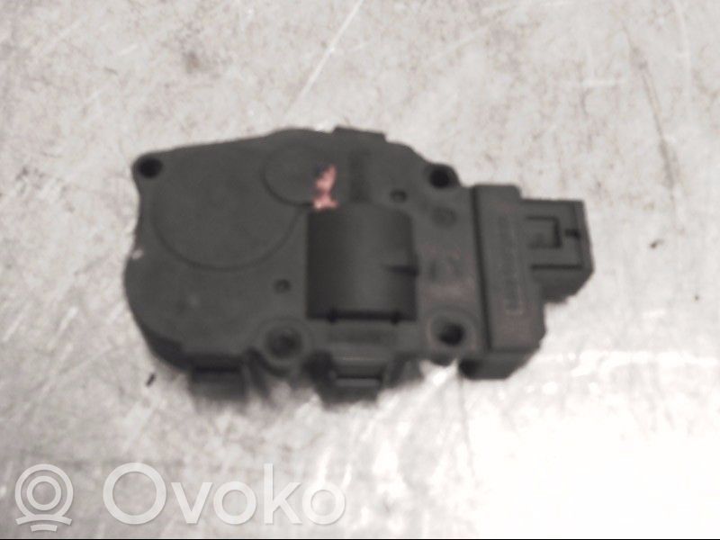 Audi A4 S4 B8 8K Actuator/motor clapetă debit aer A/C 