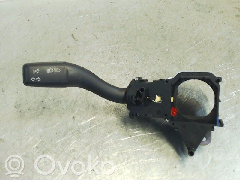 Audi A4 S4 B7 8E 8H Palanca de intermitentes 