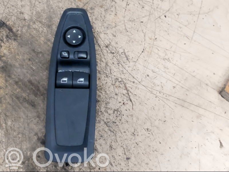 BMW 4 F32 F33 Interruttore di controllo dell’alzacristalli elettrico 