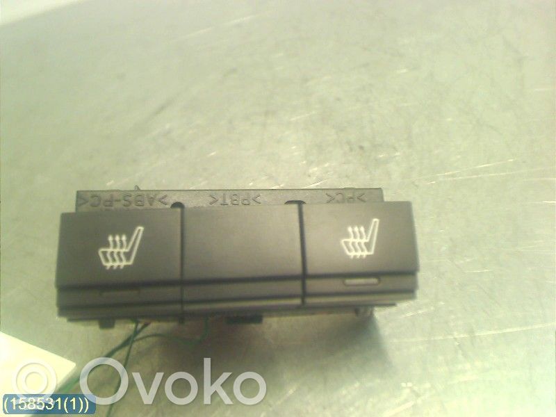 Peugeot Expert Seat heating switch 