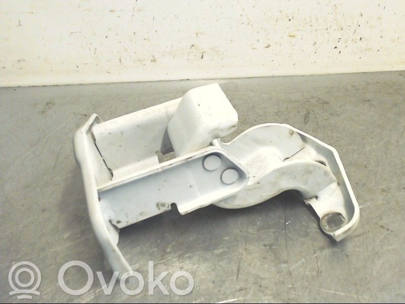 Renault Trafic III (X82) Zawias górny drzwi tylnych 