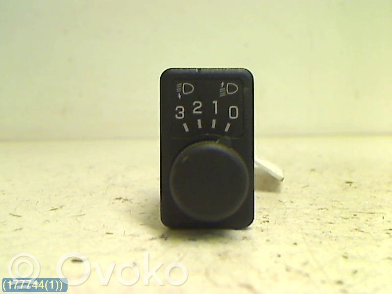 Panel lighting control switch   25190AV600,37044ALUCAS
