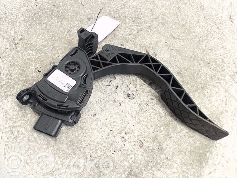 Audi A5 8T 8F Pedală accelerație