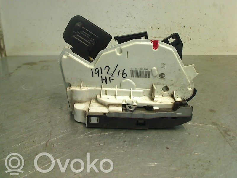 Volkswagen Golf VII Încuietoare ușă față 