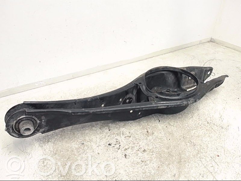 Braț control spate   5Q0505311D