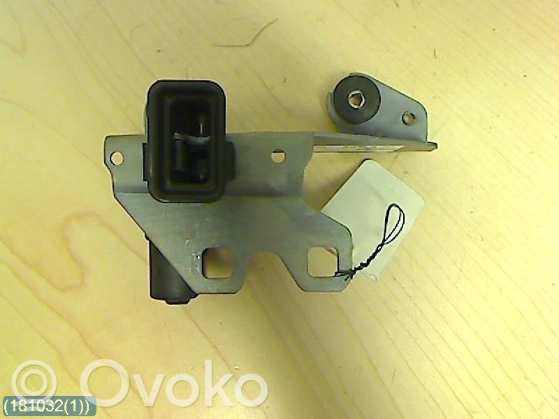 Zamek klapy tylnej / bagażnika   51247250299,1397020129BOSCH